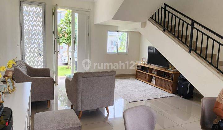 Rumah Cantik Amanda Summarecon Bandug 1