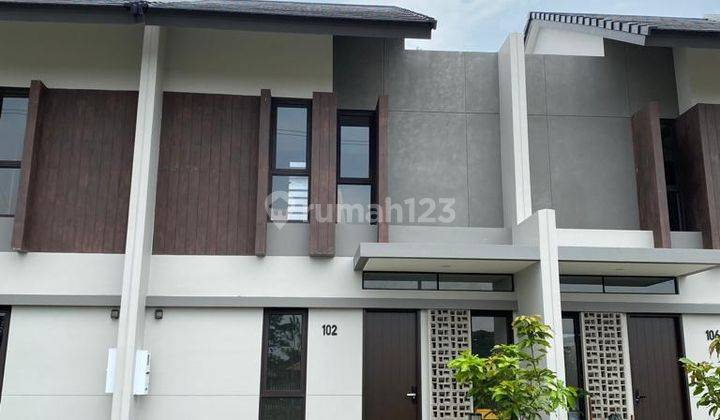 Rumah Baru Modern di Fiona Summarecon Bandung 1