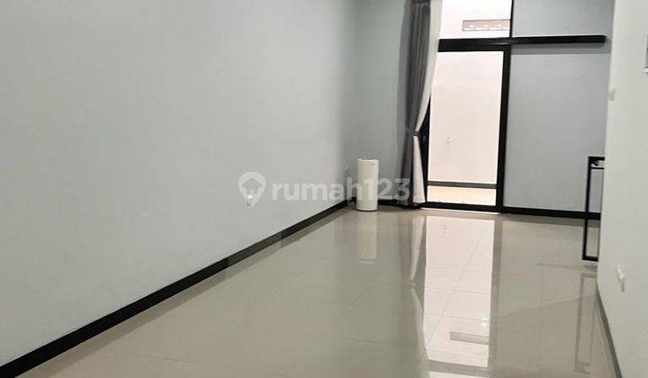 Dijual Rumah Cantik Di Taman Kopo Indah 5 Bandung 1