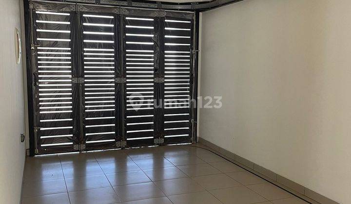 Sewa Rumah Baru Hook di Cluster Btari Summarecon 8