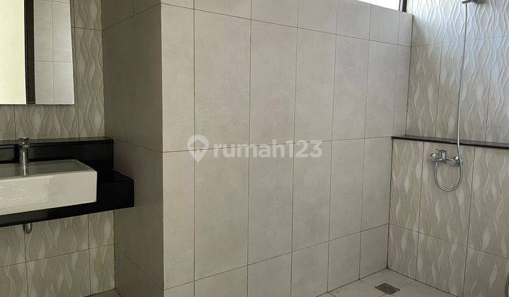 Sewa Rumah Baru Hook di Cluster Btari Summarecon 12