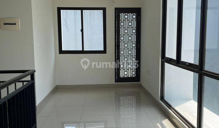 Sewa Rumah Baru Hook di Cluster Btari Summarecon 14