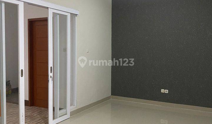 Rumah Cantik Dan Baru Lokasi Istimewa Di Suryalaya