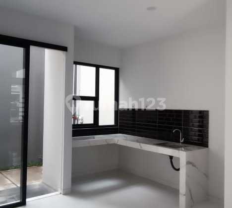 Rumah Baru Tengah Kota Smart Key Bonus Canopy di Leuwisari 2