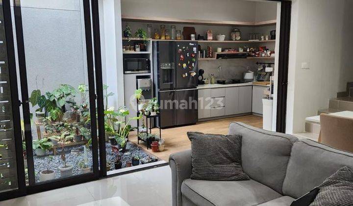 Rumah Cantik Siap Huni Di Cluster Flora Summarecon  1