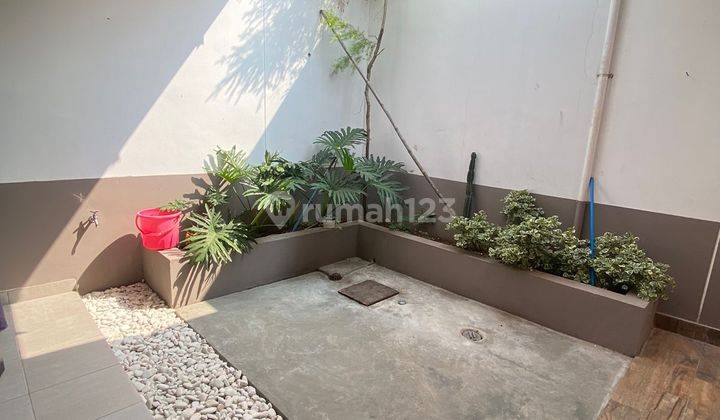  Disewakan Rumah Semi Furnish Siap Huni di Dayana Summarecon 1