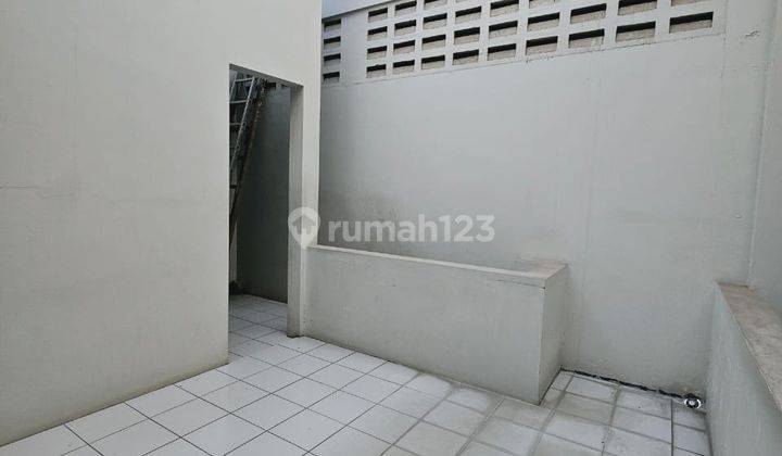  Dijual Rumah Siap Huni di Mekar Wangi Lokasi Strategis 2