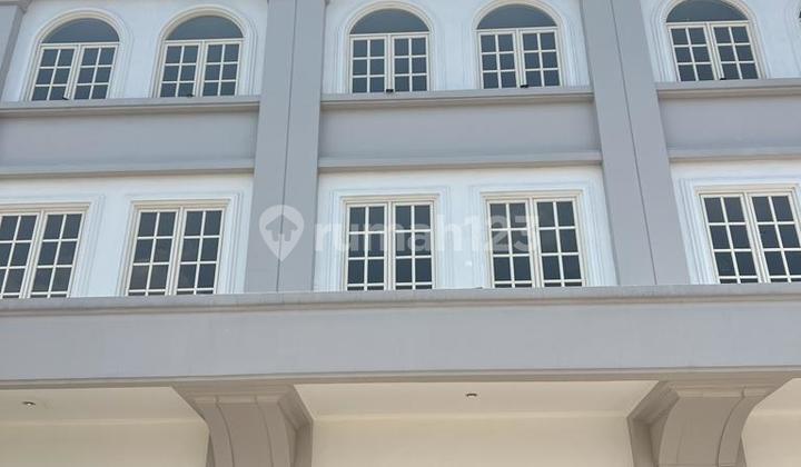 For Rent, New Shop House Suitable for Cafe at Podomoro Park Buah Batu