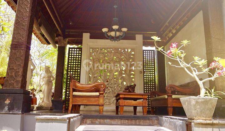 For sale Colonial Model Villa with Land Counting in Nusa Dua Bali 1