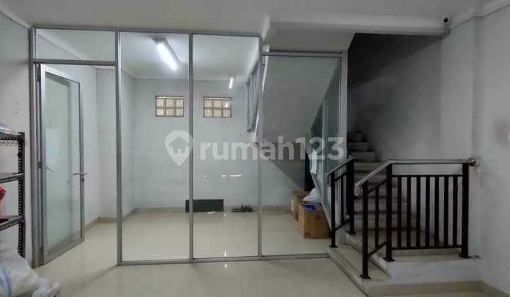 Dijual Ruko di Holis Regency