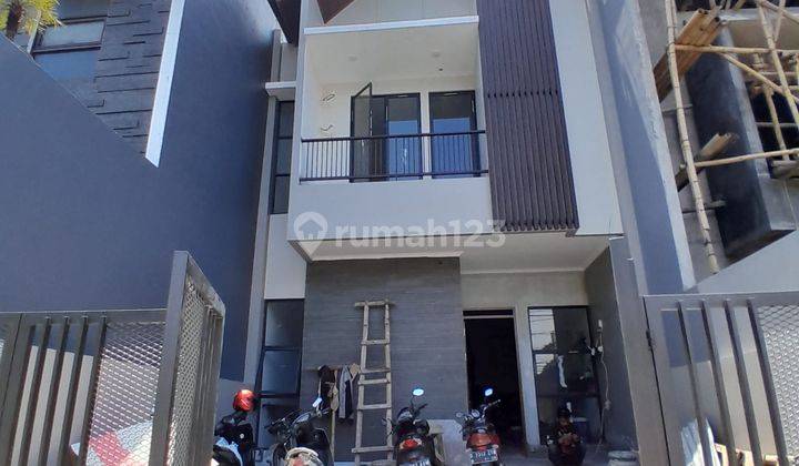 Dijual Rumah Modern Minimalis di Mekar Wangi 2