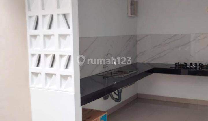 Dijual Rumah Baru Modern Minimalis di Kopo Permai 2