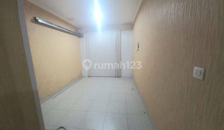 Dijual Rumah Hook Semi Furnish di Cluster Cynthia Summarecon 2