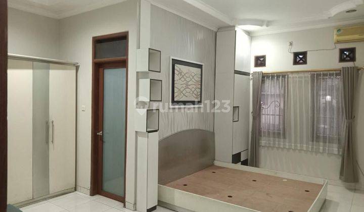 Dijual Rumah Cantik Semi Furnish di Kota Baru Parahyangan 2