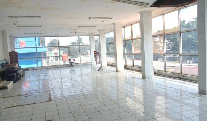 Dijual Cepat Tanah Dan Bangunan di Mainroad Soekarno Hatta 1