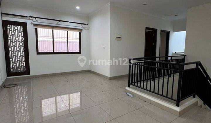 Dijual Rumah Nyaman di Cluster Btari Summarecon 1