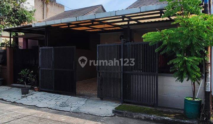 Dijual Rumah Siap Huni di Taman Kopo Indah 3 1