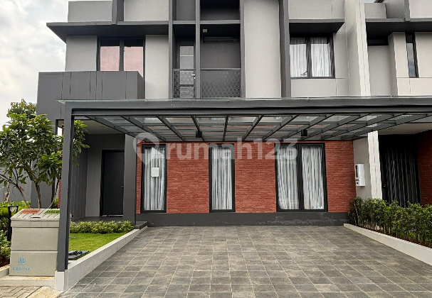 Disewakan Rumah Mewah Minimalis Full Furnish di Summarecon 1