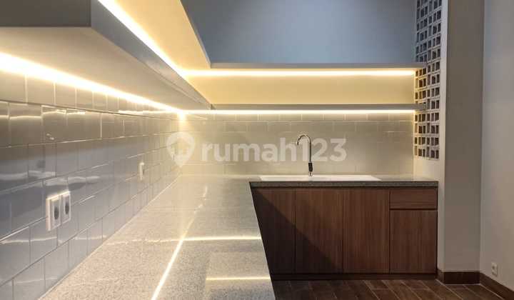 For Sale Minimalist House in Summarecon Flora Cluster 2