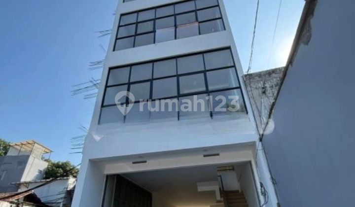 Ruko 4 Lantai Mainroad Cihampelas Cocok Klinik/Kantor/Resto