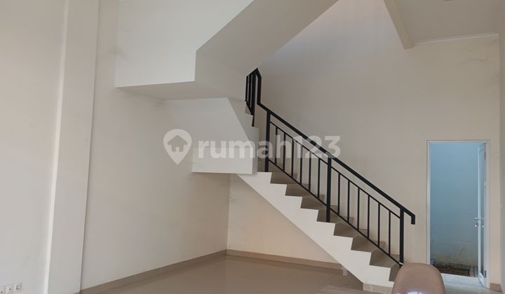 For Rent Strategic Location Magna Commercial Summarecon Shop House