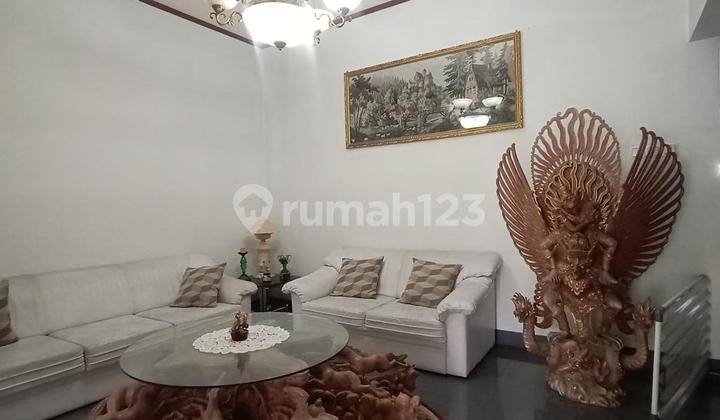 Large Area House in Dago Pakar Suitable for Villa / Private Residence 2