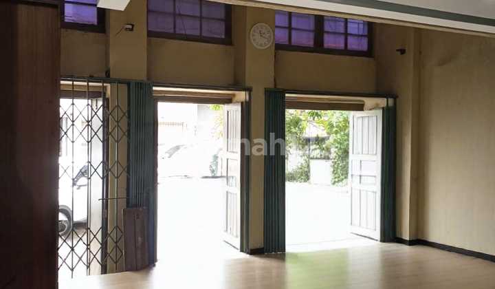 Ruang Usaha 2 Lantai Cocok Berbagai Usaha di Otista