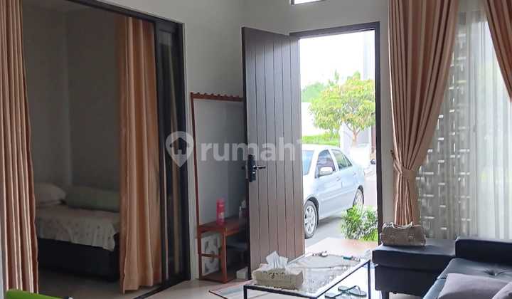 Rumah Fiona Full Furnish Disewakan di Cluster Flora Summarecon Rumah Fiona Full Furnish Disewakan di Cluster Flora Summarecon