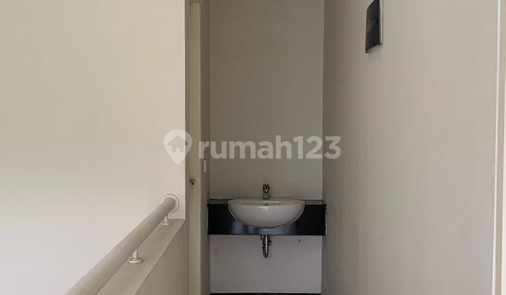 Rumah 2 Lantai Nyaman Luas di Purba Kota Baru Parahyangan 2