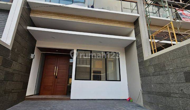 Dijual Rumah Baru Minimalis di Mekarwangi 1