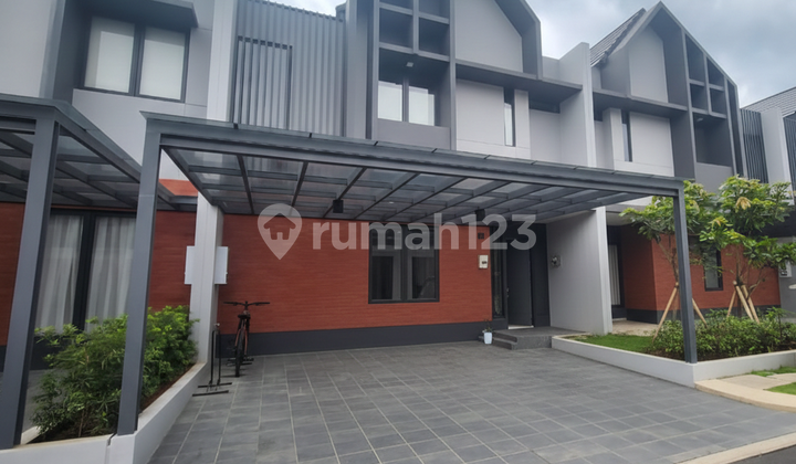 Rumah Summarecon Bandung Genova Raya Tipe 8 Premium 4+1 KT