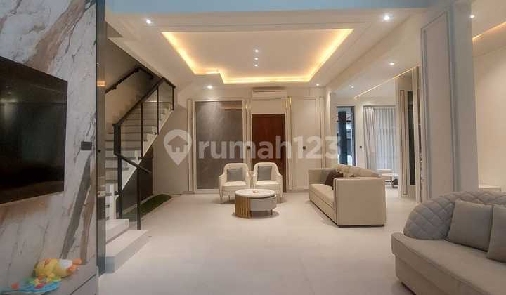 Rumah Mewah Xandari Summarecon Bandung Full Furnished 2