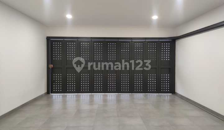 Xandari Summarecon Bandung! Rumah Mewah Baru dengan Lift & Pool 2