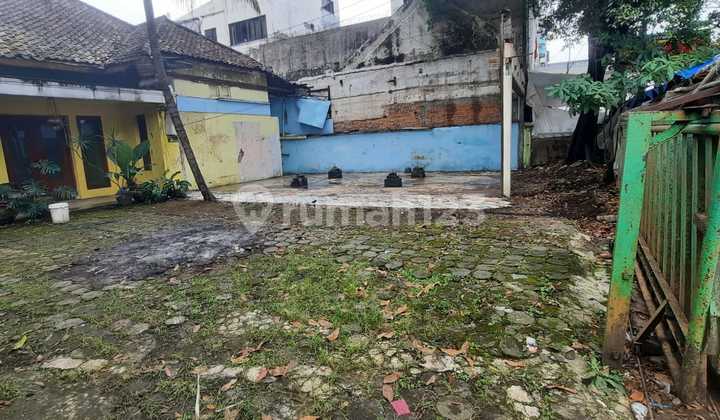 Rumah Mainroad Cikutra 774M² SHM Bangunan Belanda, Parkir Luas! 2