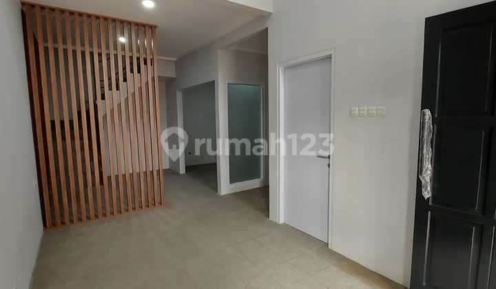 Rumah Beres Renov New Kitchen Set di Cluster Banyak Sumba KBP