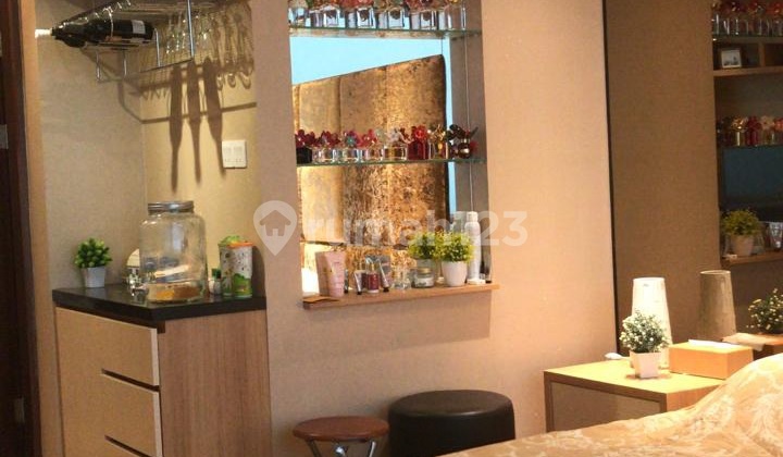 Fully Furnished U Residence Apartment with Direct Access to Mall for Rent at Low Price 1