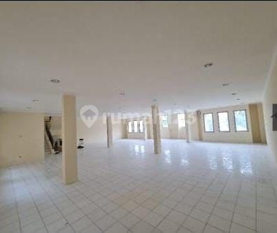 Ruko 3 Gandeng Hadap Jalan Murah 2 Menit Dari Mall, 5 Menit Akses Tol, Murah Turun Harga Jarang Ada