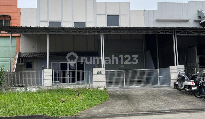 For Rent: Warehouse in Taman Tekno BSD, Rarely Available with Office and Toilet