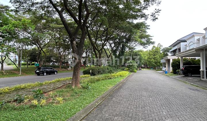 Ready-to-Live House, Strategic Location 3 Minutes to Ice Bsd Toll Gate, Located in Front of Park and Boulevard Road 2