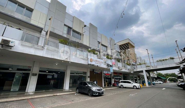 For Rent, Prime Front Row Shophouse in BSD Intermoda Market, 3 Floors, Highly Strategic Location.