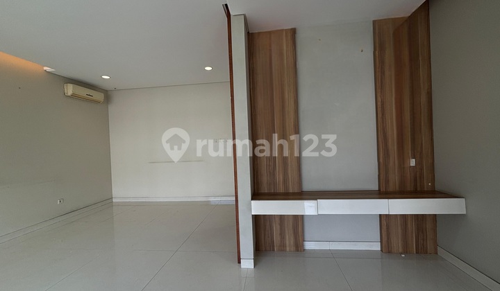 Dijual Rumah Mewah Cluster Crown Pondok Hijau Golf Gading Setpong 2