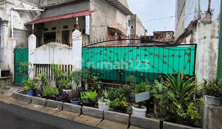 Rumah Murah Dibawah NJOP Samping Musholla Kemayoran Jakarta