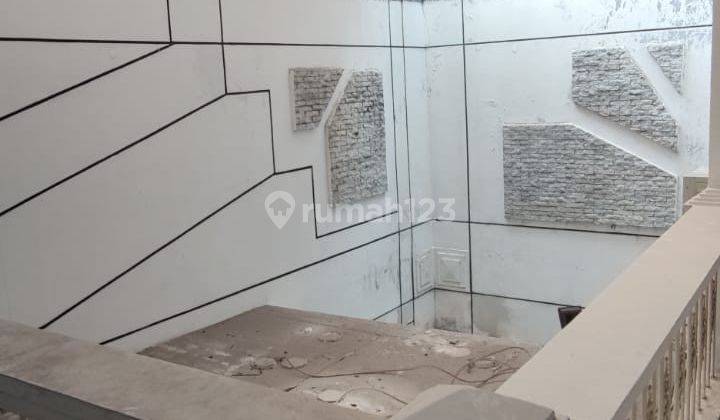 Rumah Mewah 2 Lt Murah  Cepat Perumahan Villa Kemayoran Jkt