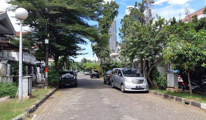 Rumah Mewah 2 Lt Murah  Cepat Perumahan Villa Kemayoran Jkt