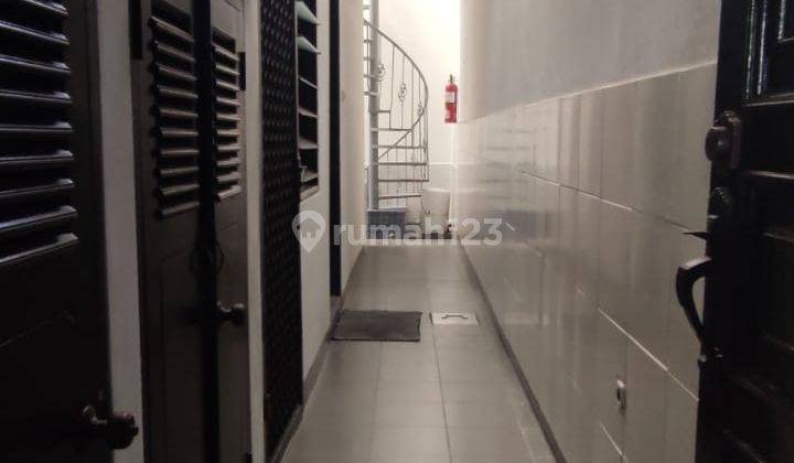 Rumah Mewah 2 Lt Murah  Cepat Perumahan Villa Kemayoran Jkt