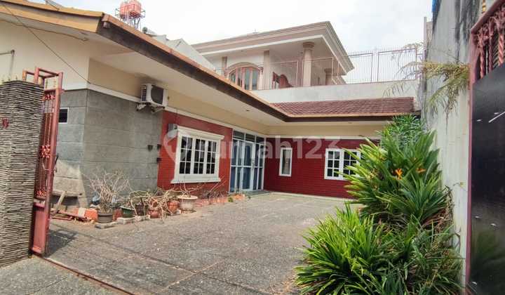 Affordable House Fast Sale Strategic Location Pulomas East Jakarta 2