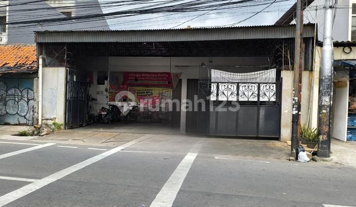 Affordable House Below NJOP Suitable for Business in Kepu Selatan Kemayoran