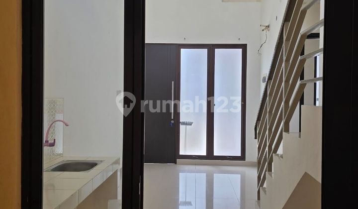 Rumah Murah 2 Lantai Renov Lepas Cepat Cluster Shinano Jgc