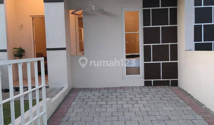 Rumah Baru Royal Emeran siap huni siap KPR 1