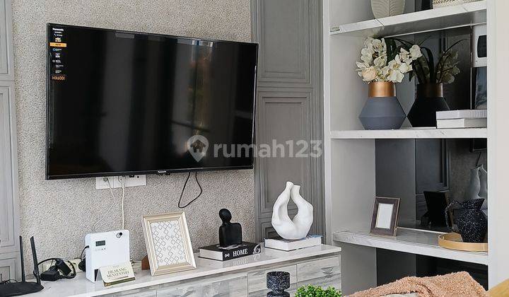 Rumah 2 lantai Mansion Nine 9